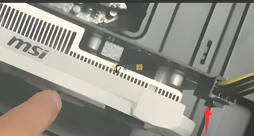 微星3060Ti如何从主机上拆下来？电脑主板拆显卡方法图文教程
